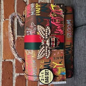 NWT Graffiti Print Women's Bag Set